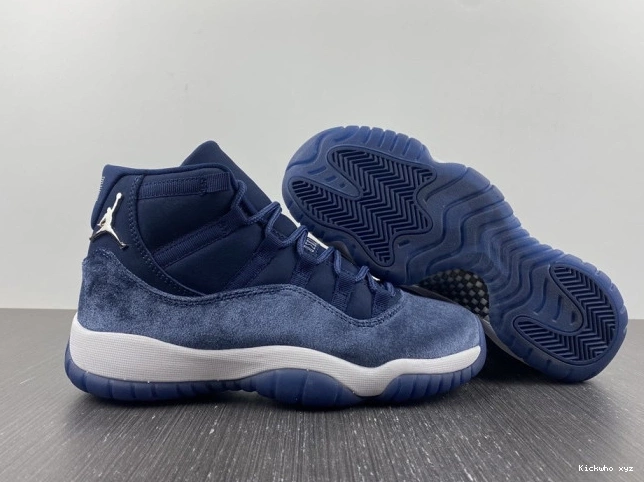 11 MIDNIGHT WMNS JORDAN NAVY AR0715-441 VELVET AIR 0527